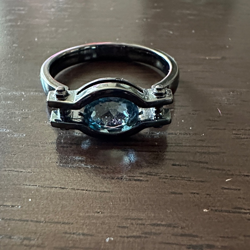 Elegant Silver and Blue Women's Ring